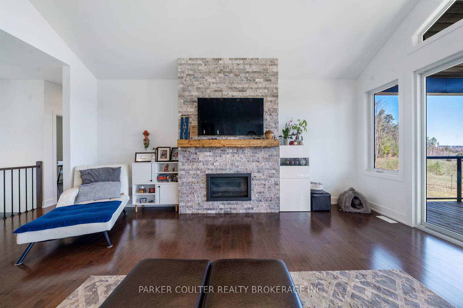 Photo 21 of 3091 Centre Line Road, Clearview, Rural Clearview — HOMEH