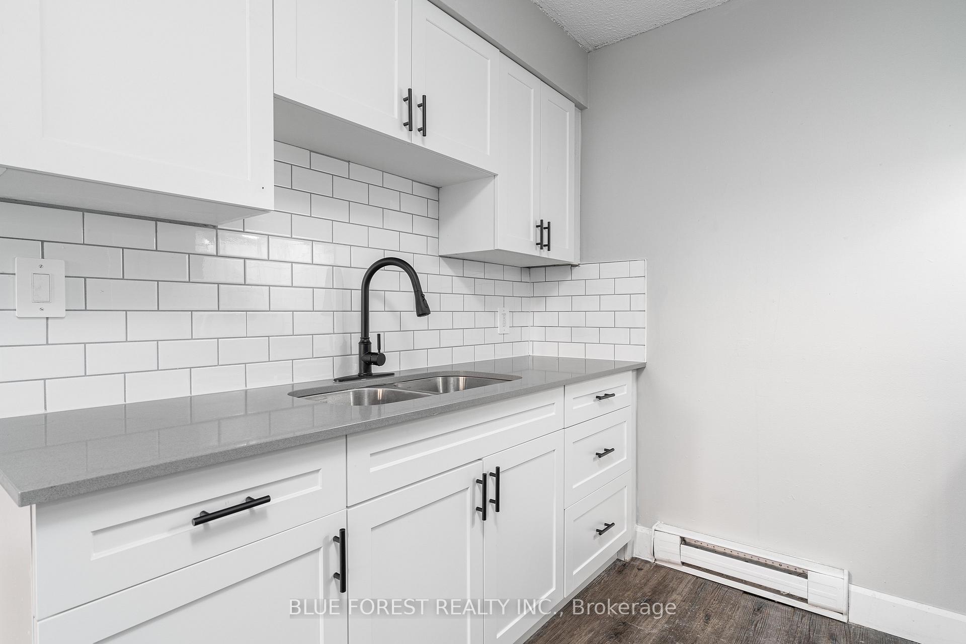 Photo 9 of 210 Park Avenue E, Chatham-Kent, Chatham — HOMEH