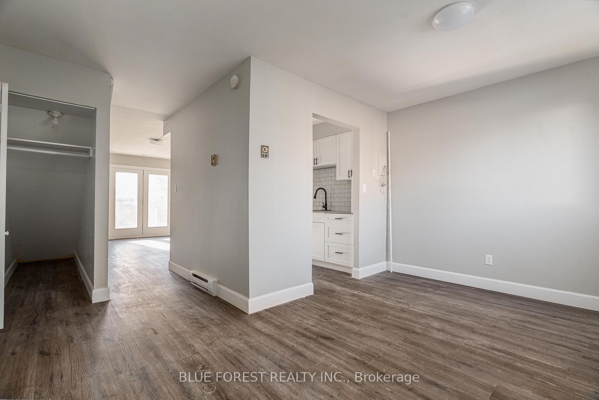 Photo 12 of 210 Park Avenue E, Chatham-Kent, Chatham — HOMEH