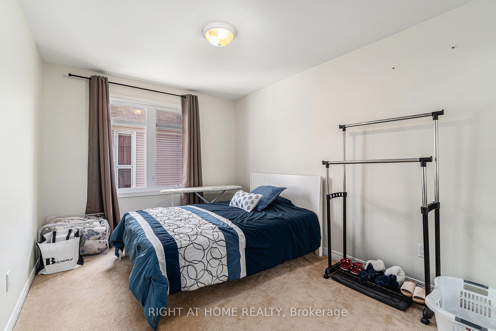 Photo 12 of 174 Parkin Circle, Ottawa, Blossom Park/Kemp Park/Findlay Creek — HOMEH