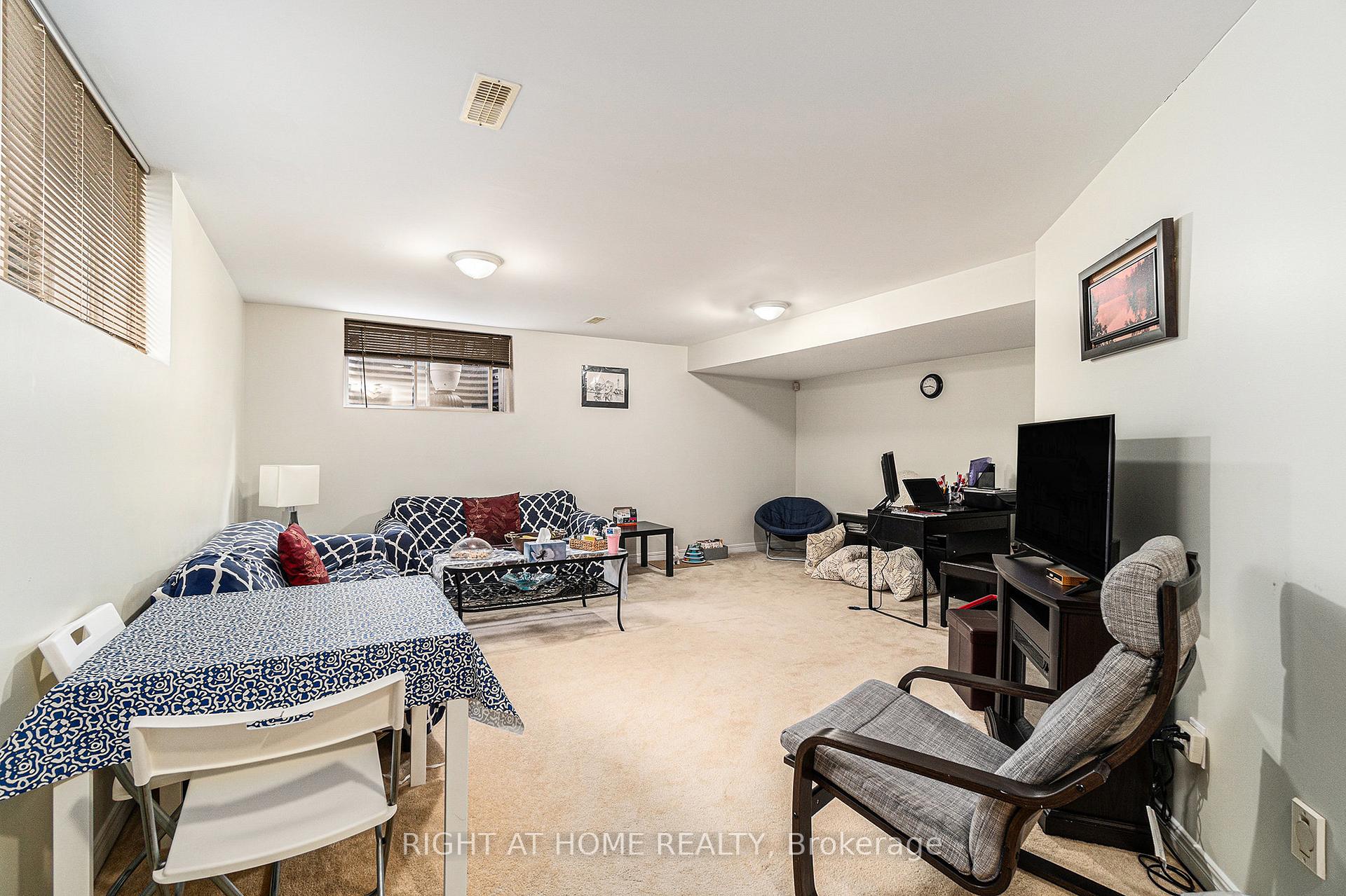 Photo 13 of 174 Parkin Circle, Ottawa, Blossom Park/Kemp Park/Findlay Creek — HOMEH