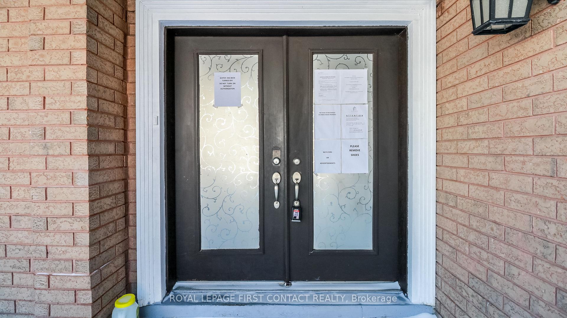 Photo 2 of 104 Brown Street, Barrie, Holly — HOMEH