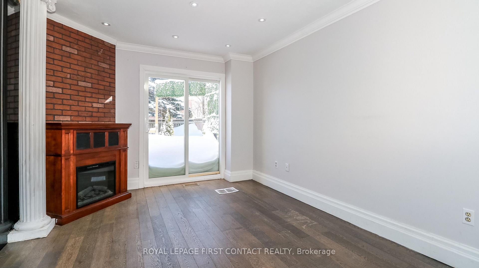 Photo 13 of 104 Brown Street, Barrie, Holly — HOMEH