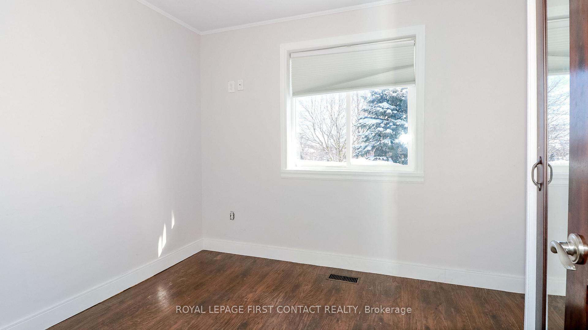 Photo 30 of 104 Brown Street, Barrie, Holly — HOMEH
