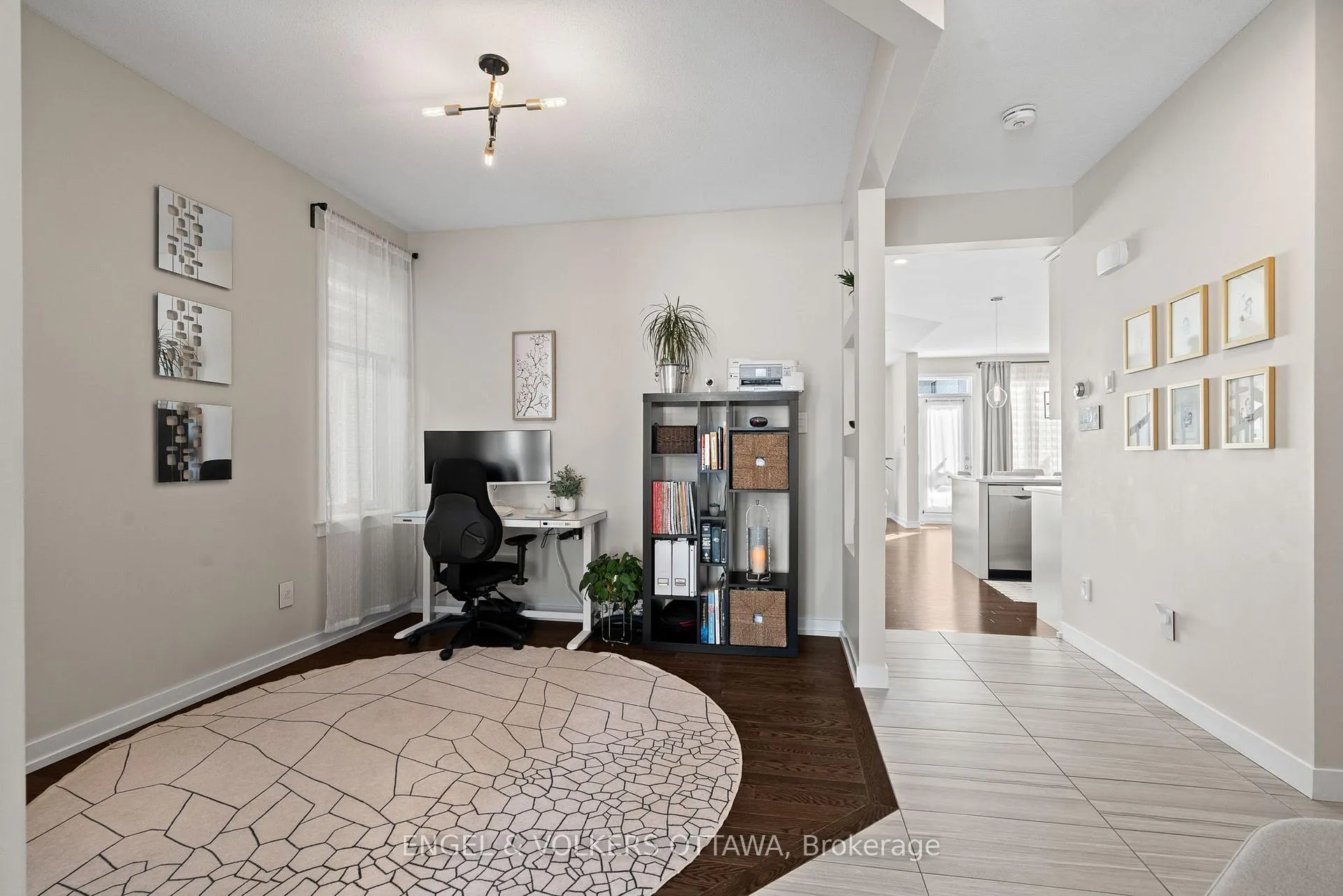 Photo 3 of 267 Sceptre Way, Ottawa, Kanata - Emerald Meadows/Trailwest — HOMEH