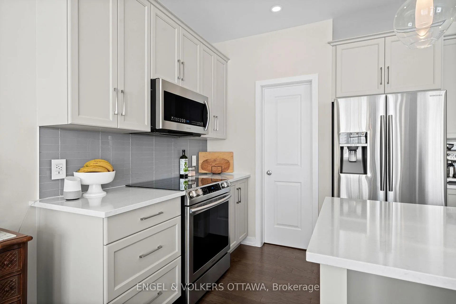 Photo 8 of 267 Sceptre Way, Ottawa, Kanata - Emerald Meadows/Trailwest — HOMEH
