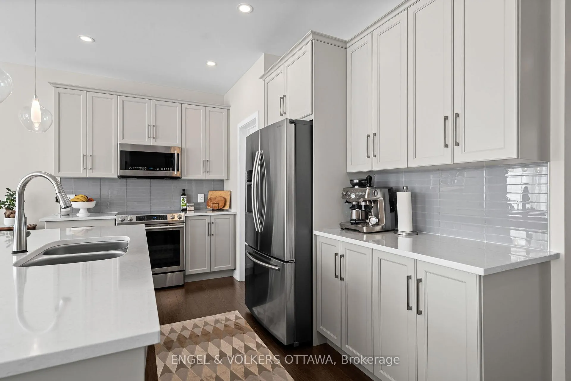 Photo 10 of 267 Sceptre Way, Ottawa, Kanata - Emerald Meadows/Trailwest — HOMEH