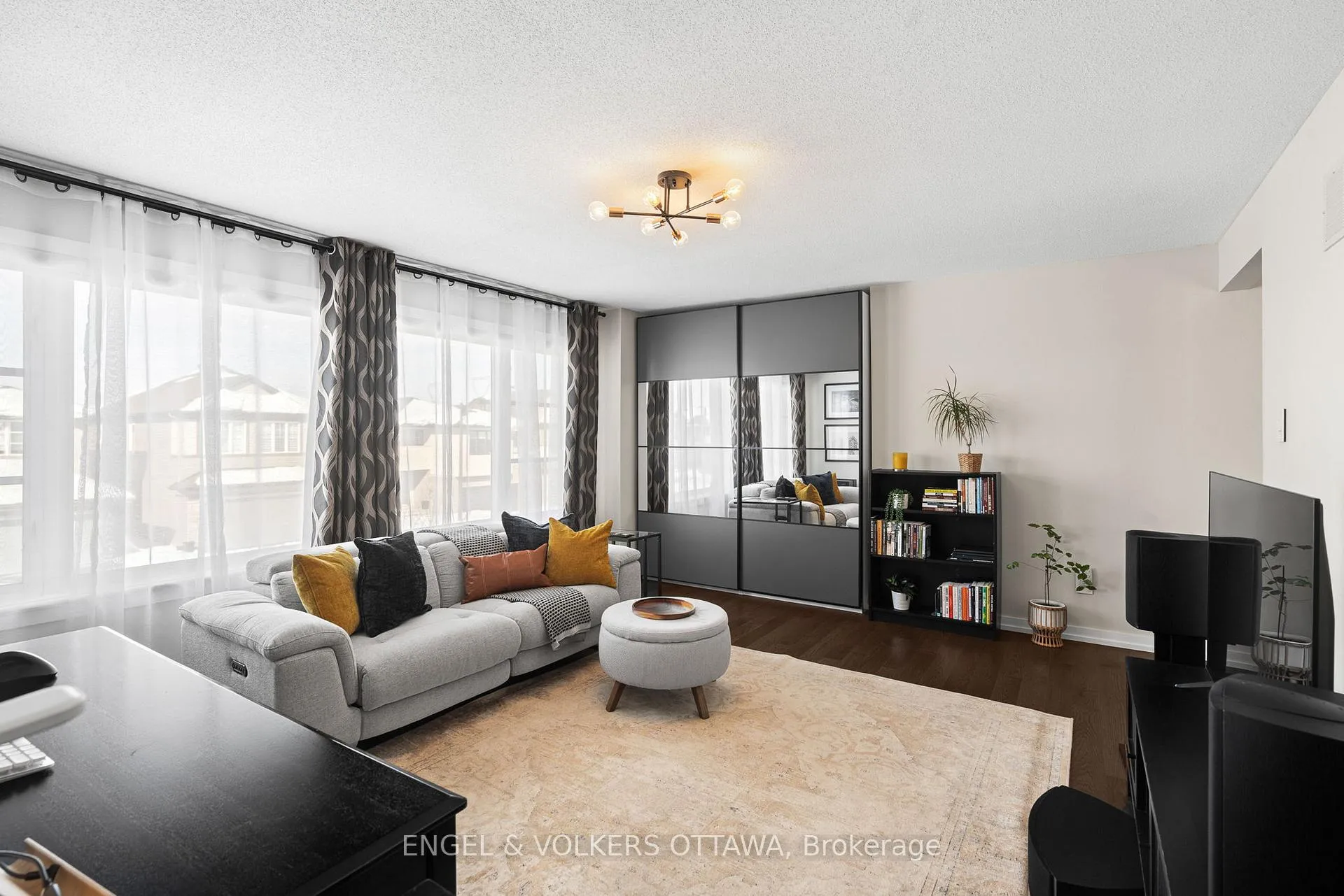 Photo 33 of 267 Sceptre Way, Ottawa, Kanata - Emerald Meadows/Trailwest — HOMEH