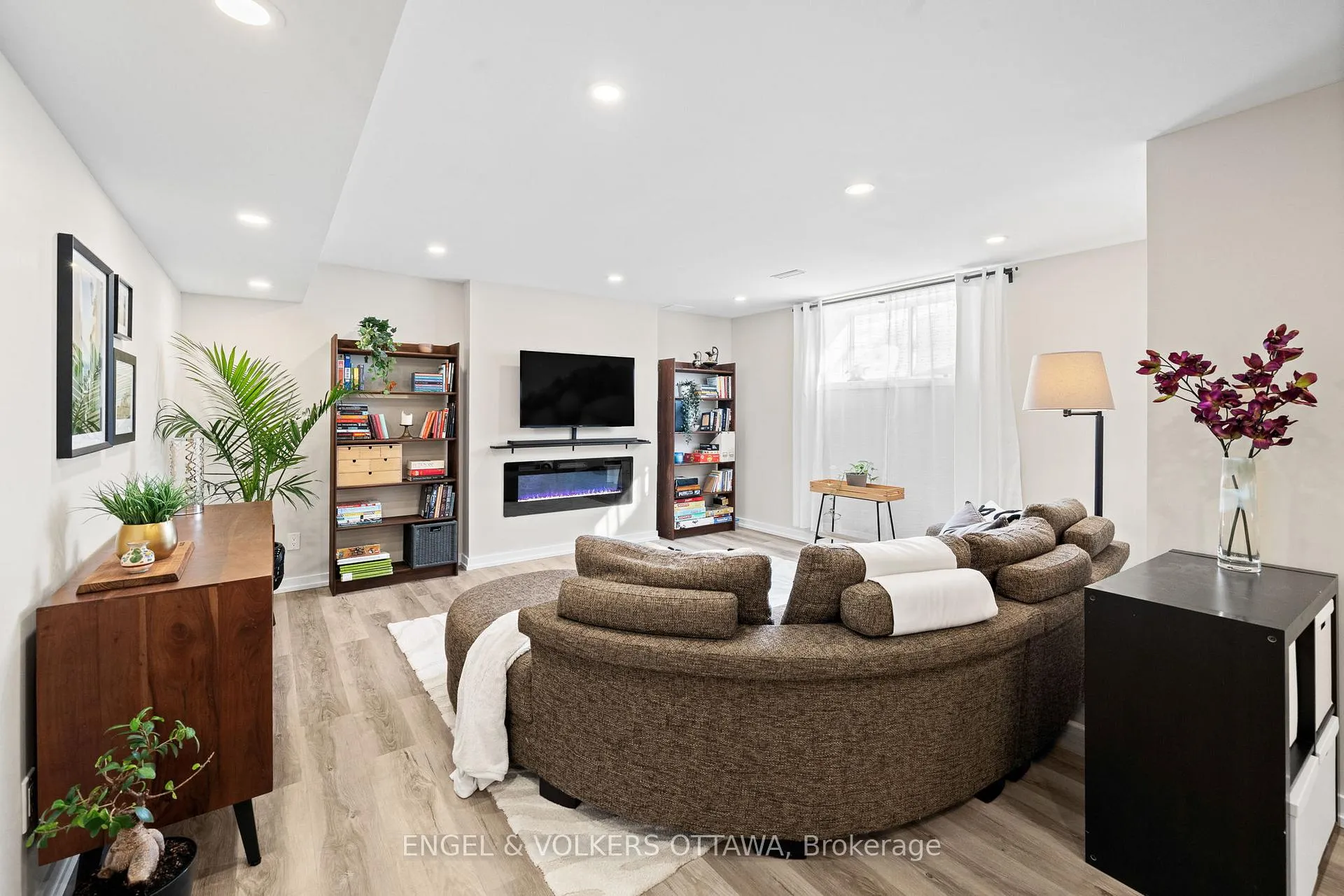 Photo 41 of 267 Sceptre Way, Ottawa, Kanata - Emerald Meadows/Trailwest — HOMEH