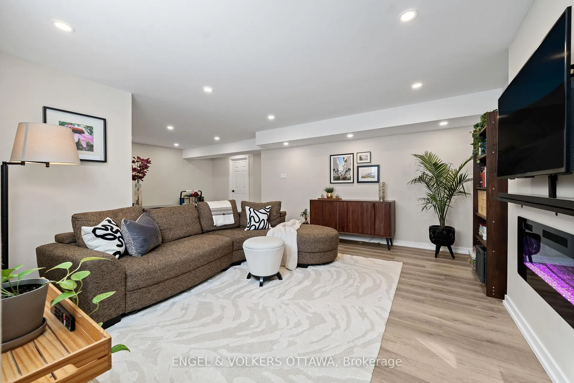 Photo 42 of 267 Sceptre Way, Ottawa, Kanata - Emerald Meadows/Trailwest — HOMEH