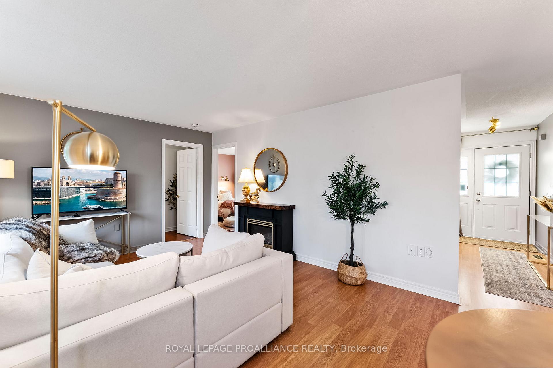 Photo 10 of 1 Lockwood Drive, Brighton — HOMEH
