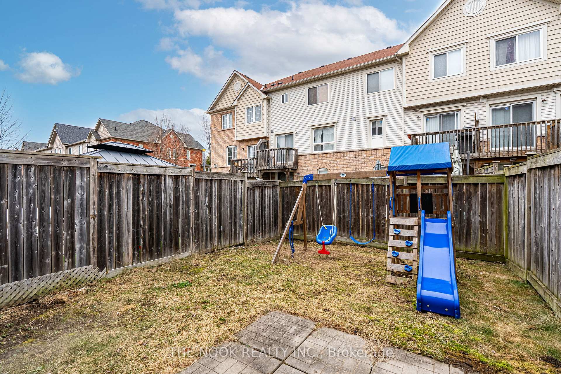 Photo 24 of 27 Abela Lane, Ajax, Central — HOMEH
