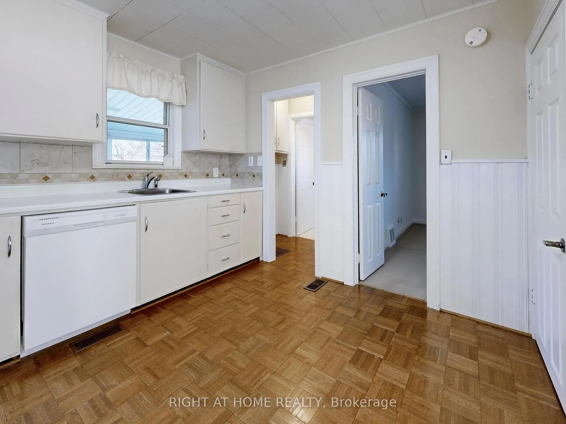 Photo 8 of 12 Rouge Street, Markham, Vinegar Hill — HOMEH