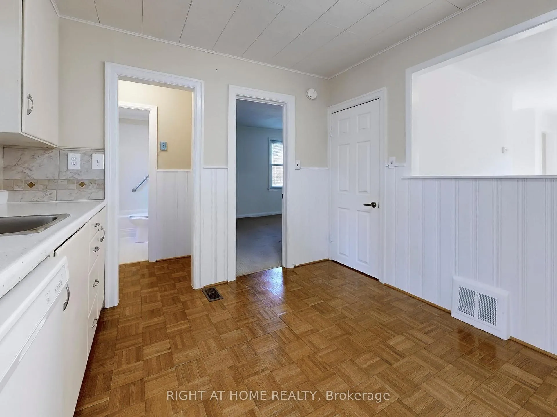 Photo 9 of 12 Rouge Street, Markham, Vinegar Hill — HOMEH