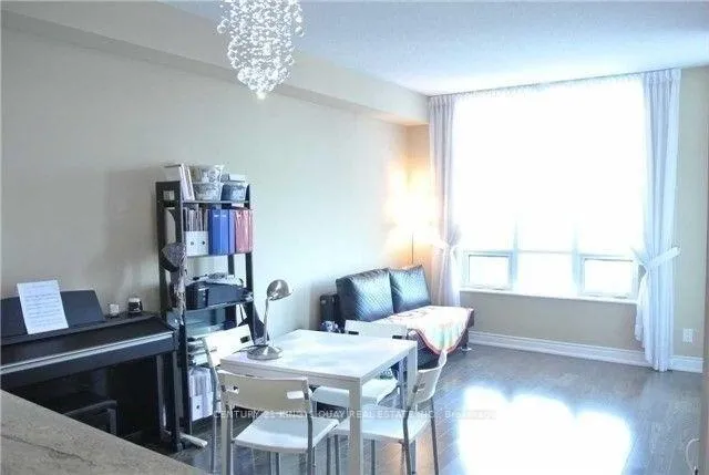 Photo 4 of Unit 614, 20 Bloorview Place, North York, Don Valley Village — HOMEH