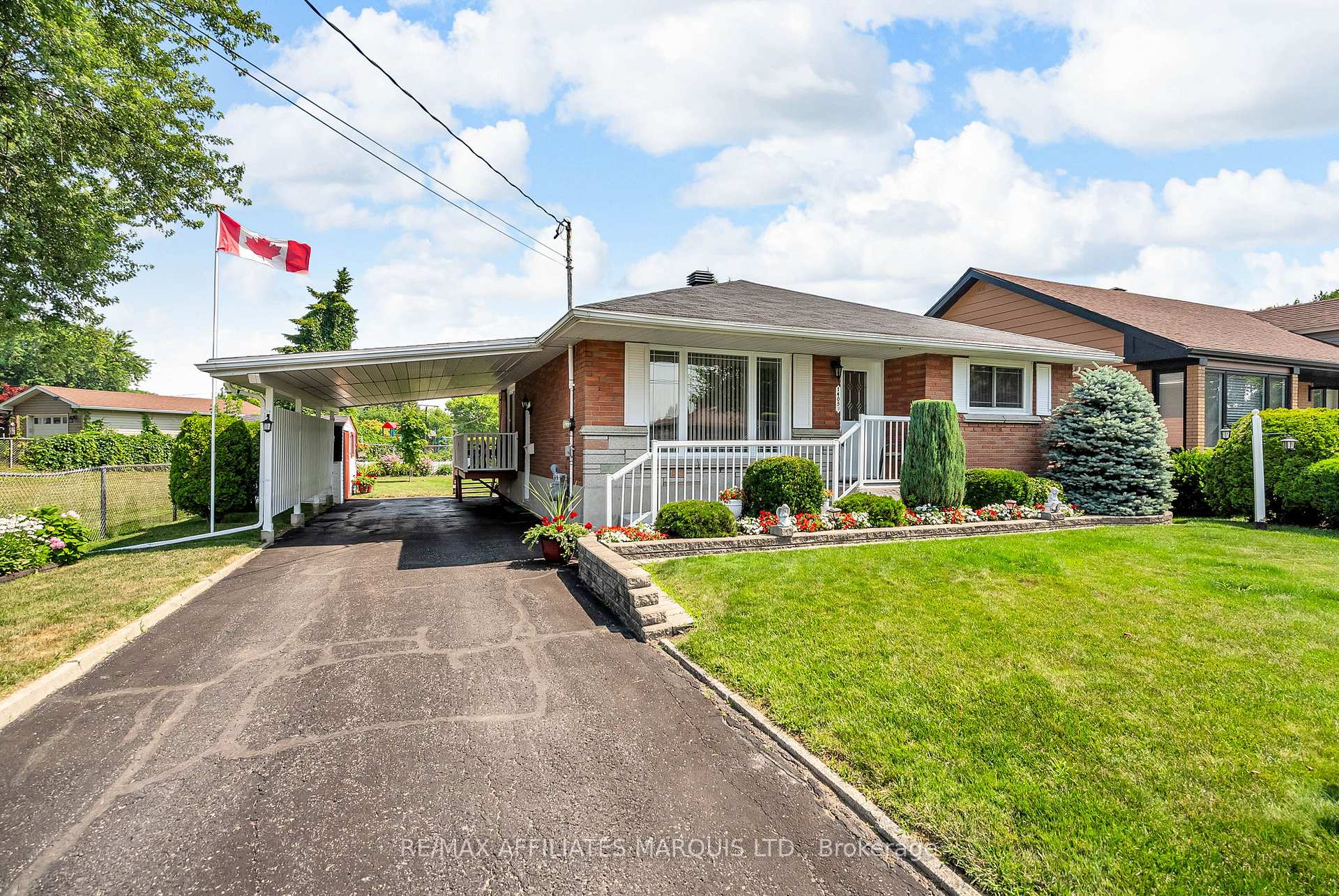 Photo 2 of 1405 Norman Avenue, Cornwall — HOMEH