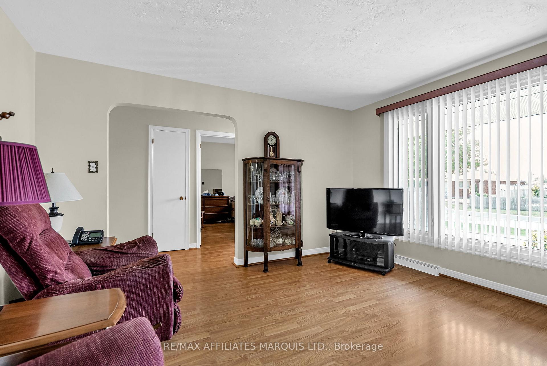 Photo 4 of 1405 Norman Avenue, Cornwall — HOMEH