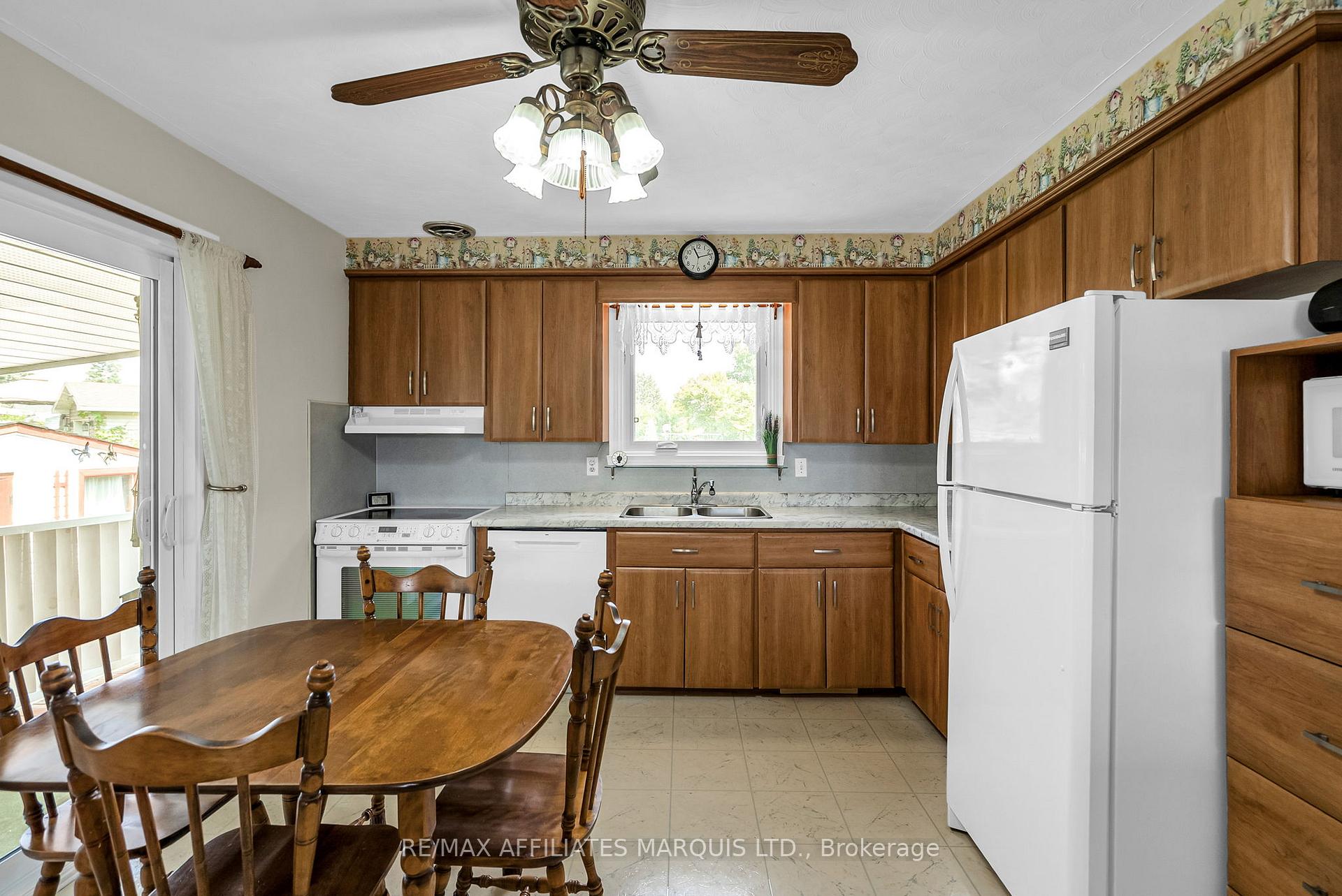 Photo 7 of 1405 Norman Avenue, Cornwall — HOMEH