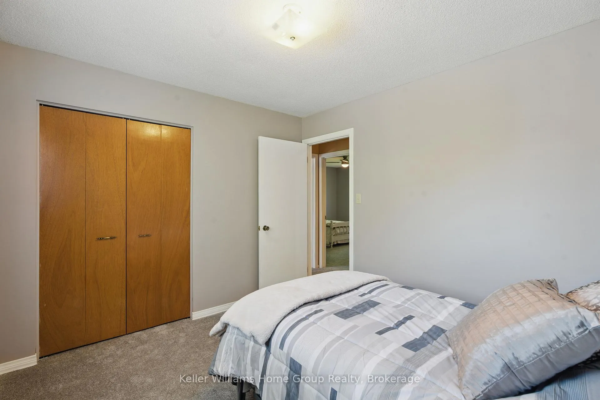 Photo 16 of 4 Market Street, Kitchener — HOMEH