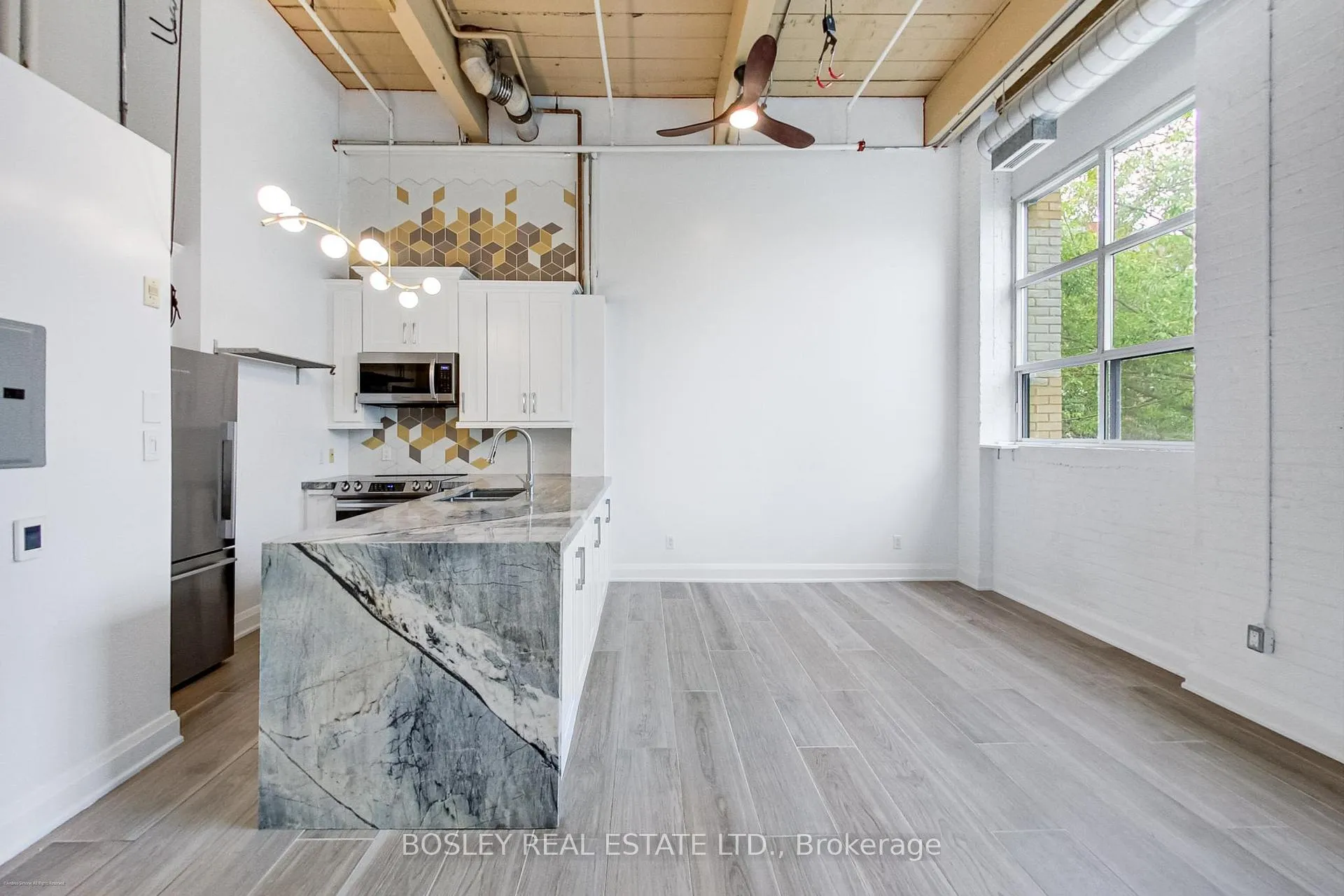 Photo 9 of Unit 211, 284 St. Helens Avenue, Toronto, Dufferin Grove — HOMEH