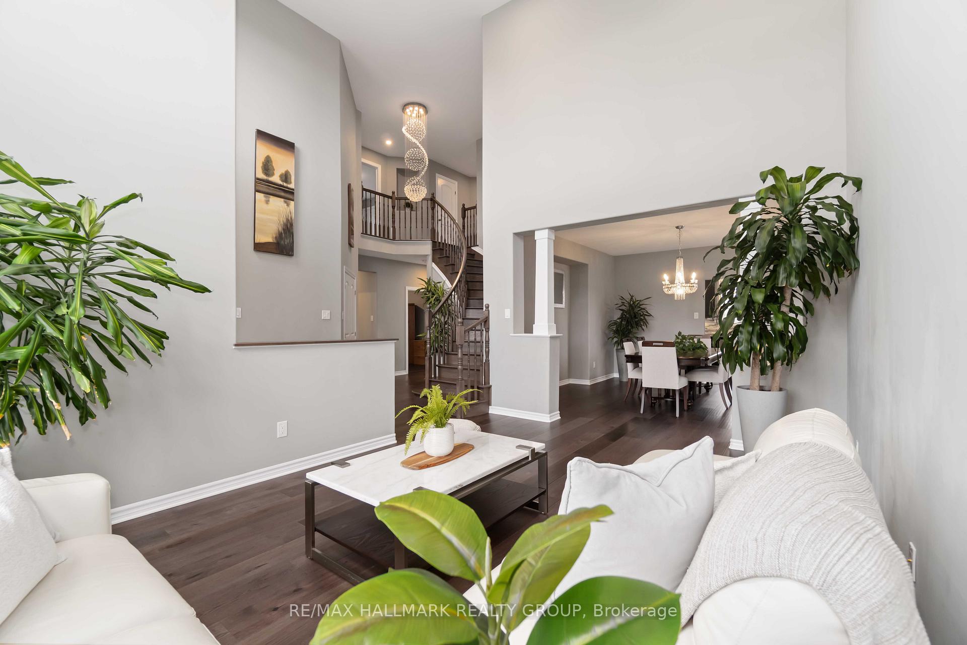 Photo 4 of 72 Wingover Private, Ottawa, Huntley Ward (South East) — HOMEH