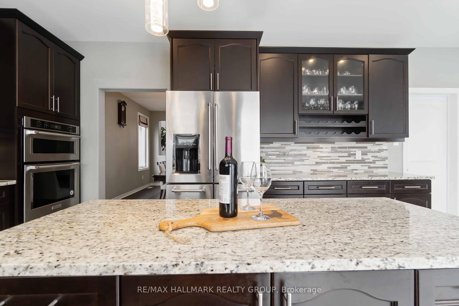 Photo 10 of 72 Wingover Private, Ottawa, Huntley Ward (South East) — HOMEH