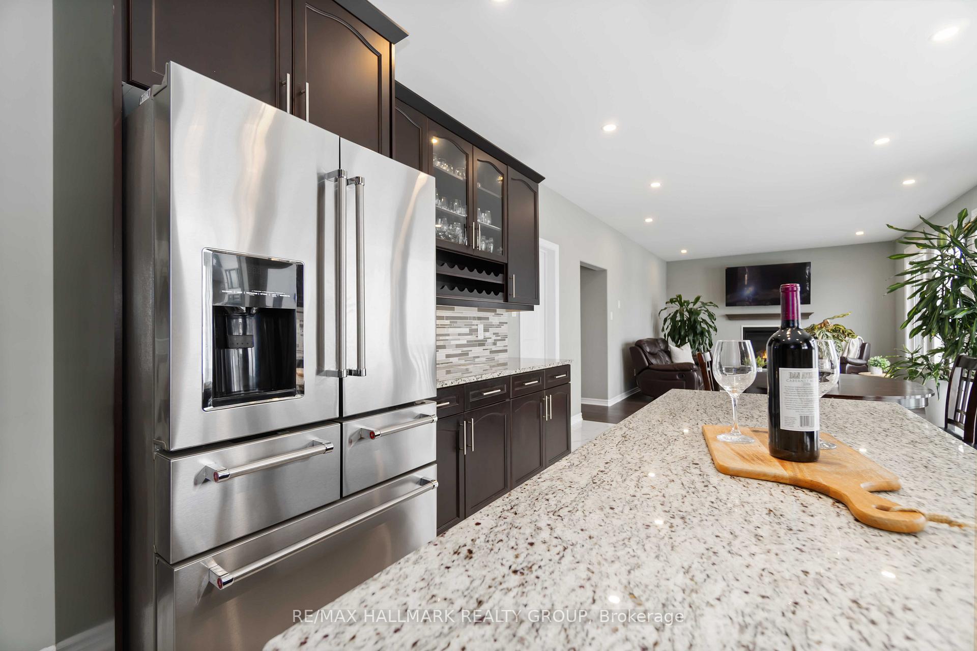 Photo 11 of 72 Wingover Private, Ottawa, Huntley Ward (South East) — HOMEH