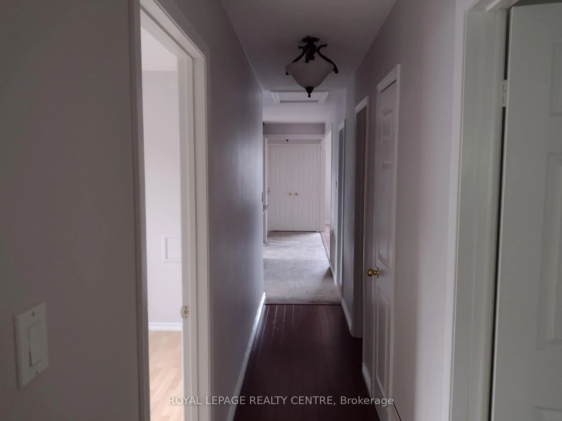 Photo 7 of Unit Upper, 3 Salisbury Circle, Brampton, Brampton North — HOMEH
