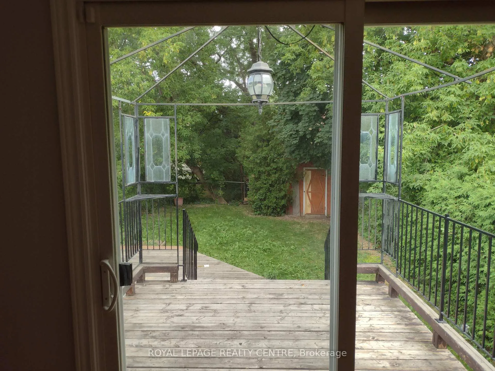 Photo 15 of Unit Upper, 3 Salisbury Circle, Brampton, Brampton North — HOMEH