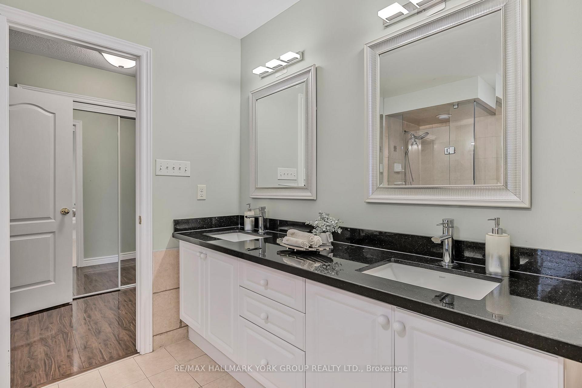 Photo 17 of 240 Borealis Avenue, Aurora, Bayview Northeast — HOMEH