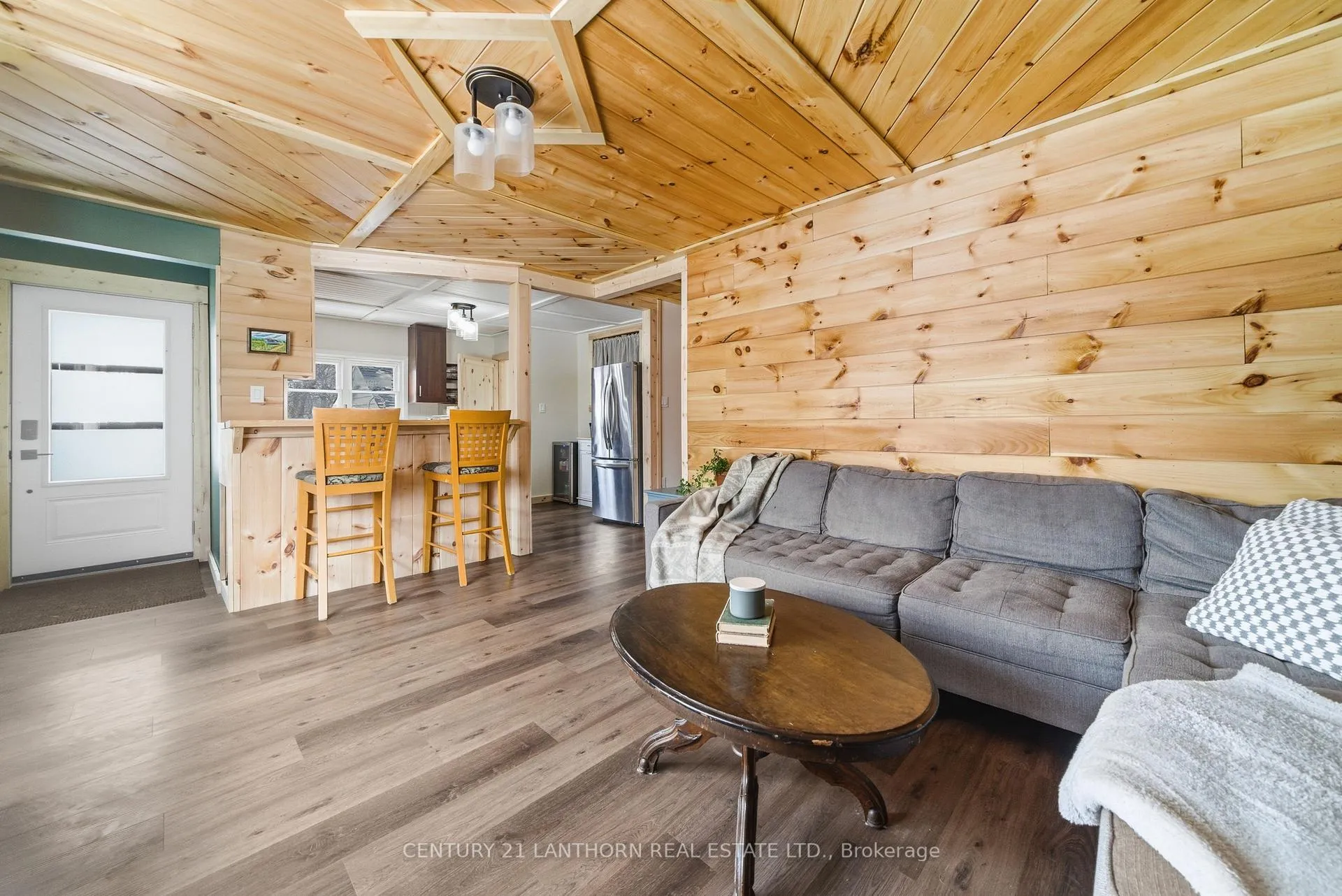 Photo 7 of 2 Duncan Street, Prince Edward County, Bloomfield Ward — HOMEH