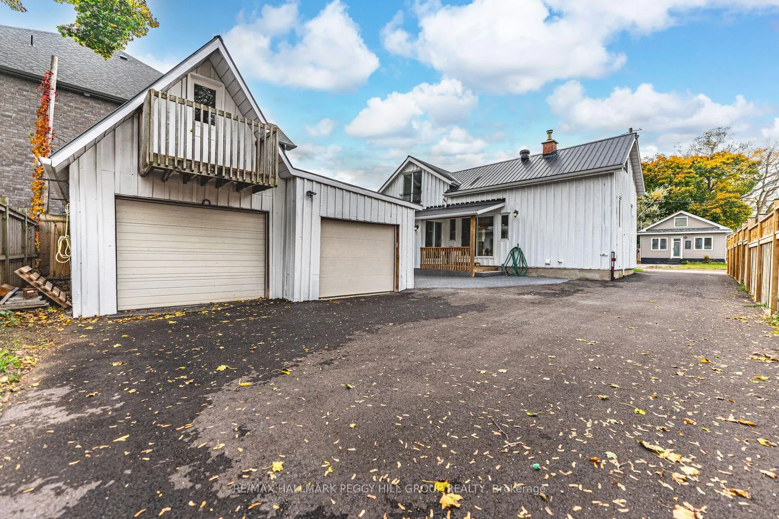Photo 17 of 131 Sanford Street, Barrie, Sanford — HOMEH