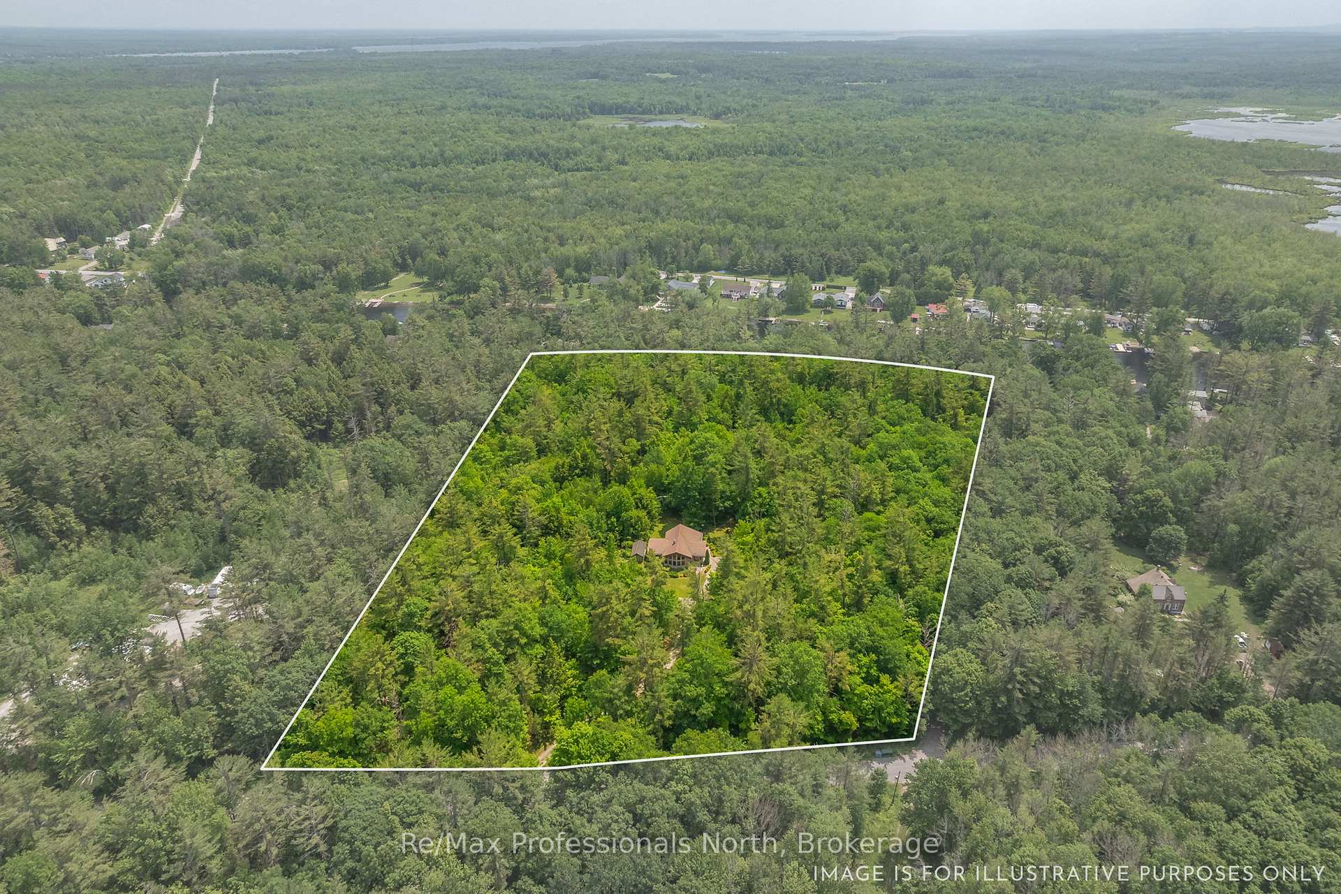Photo 3 of 1279 Graham Road, Gravenhurst, Morrison — HOMEH