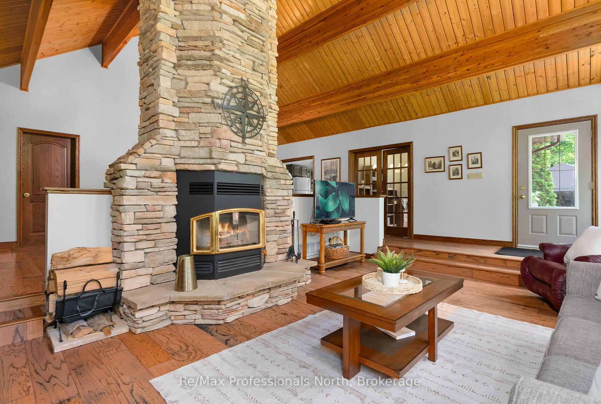 Photo 7 of 1279 Graham Road, Gravenhurst, Morrison — HOMEH