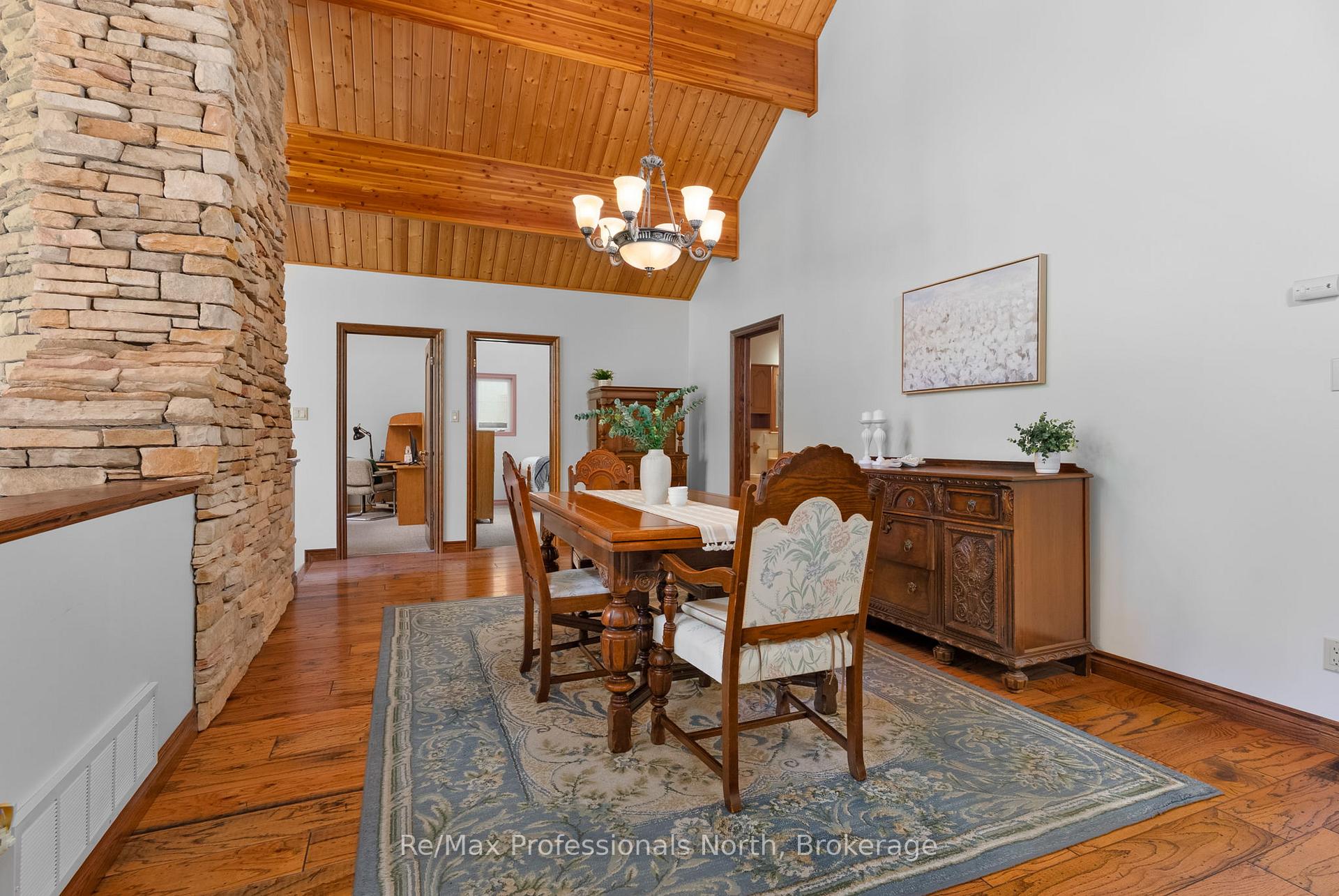 Photo 10 of 1279 Graham Road, Gravenhurst, Morrison — HOMEH