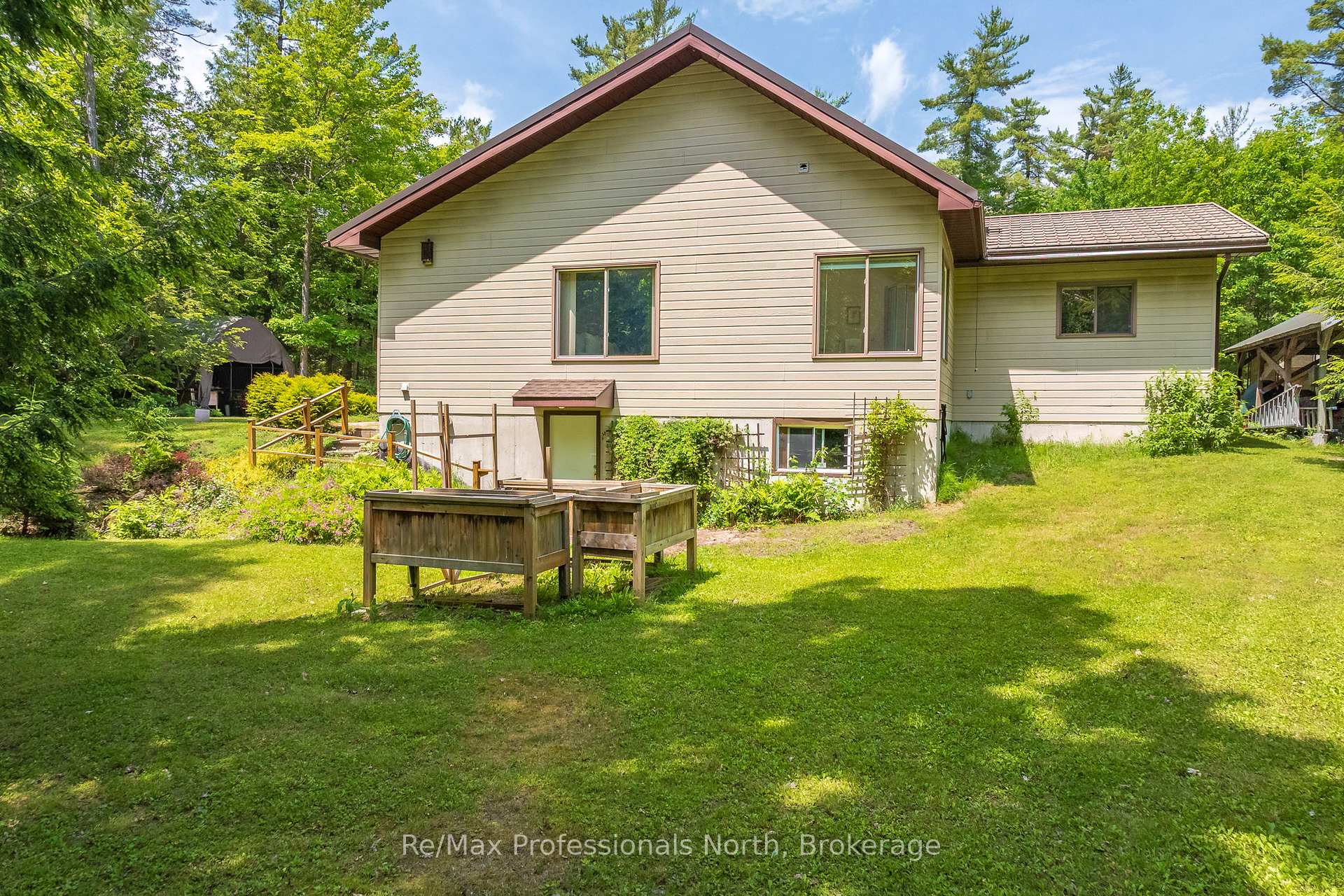 Photo 29 of 1279 Graham Road, Gravenhurst, Morrison — HOMEH