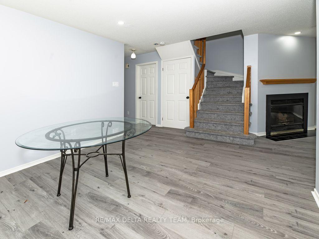 Photo 7 of 297 Stoneway Drive, Ottawa, Barrhaven East — HOMEH