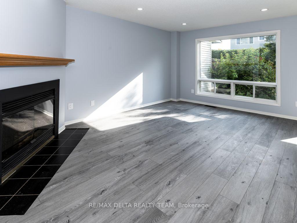 Photo 9 of 297 Stoneway Drive, Ottawa, Barrhaven East — HOMEH