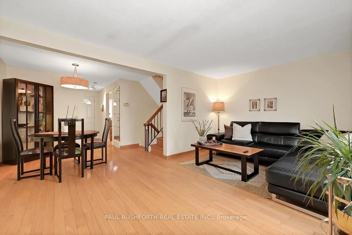Photo 5 of 1400 Lassiter Terrace, Ottawa, Beaconwood — HOMEH