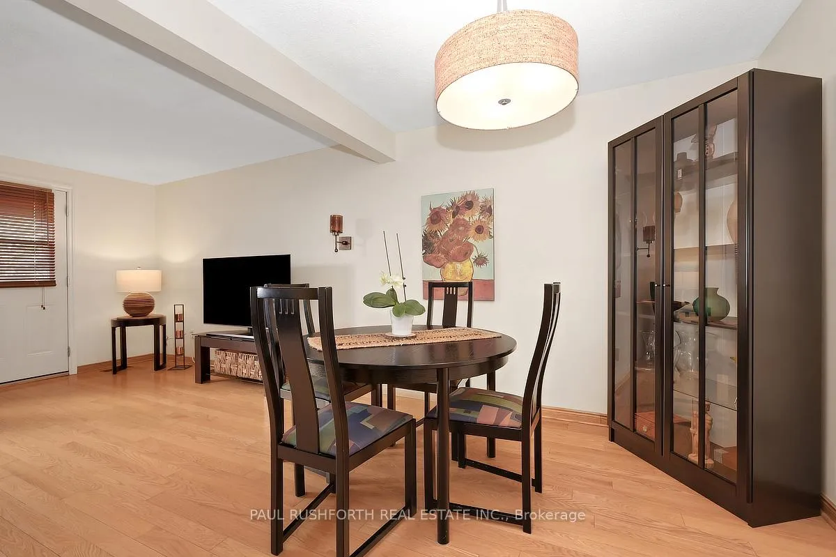 Photo 10 of 1400 Lassiter Terrace, Ottawa, Beaconwood — HOMEH