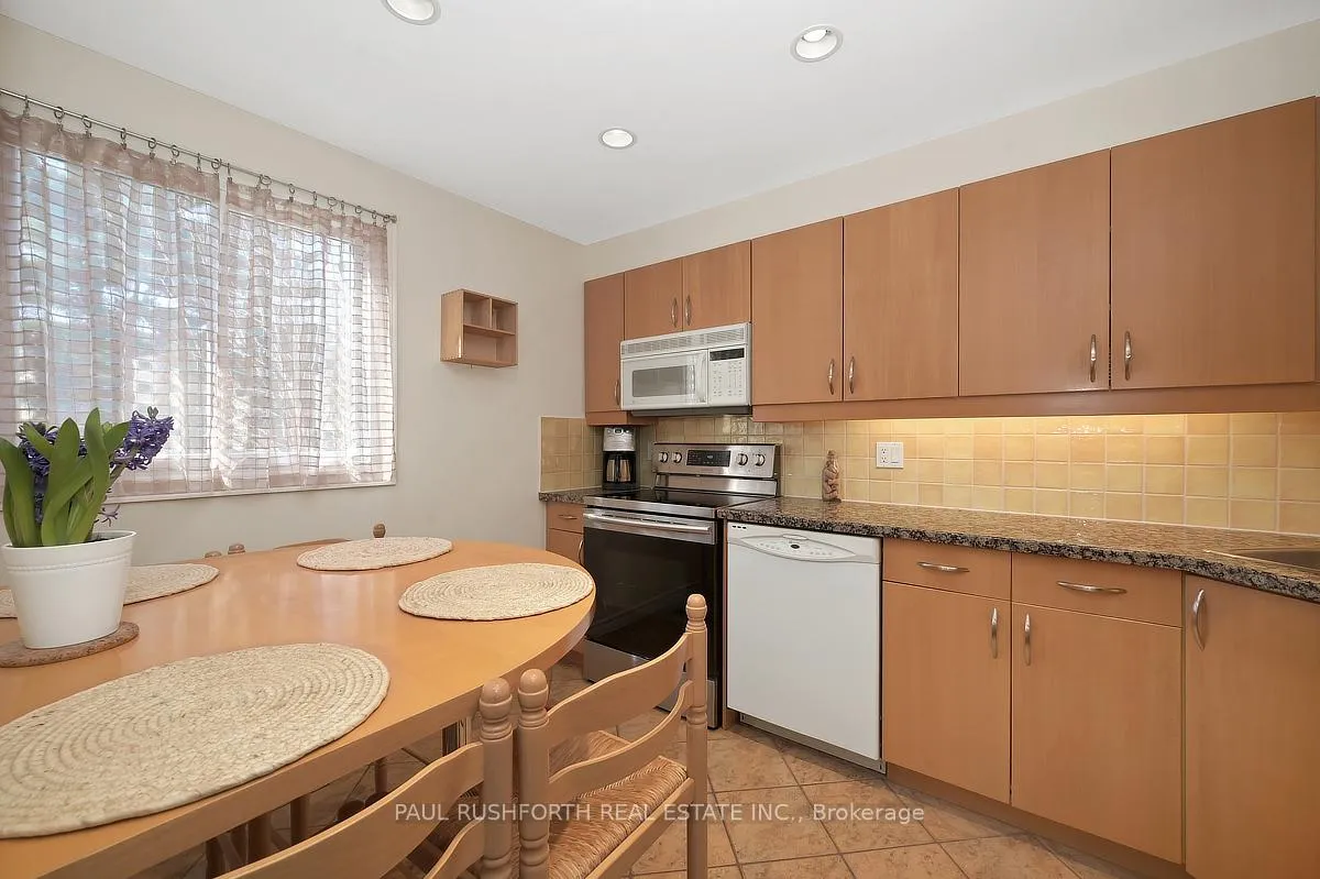 Photo 11 of 1400 Lassiter Terrace, Ottawa, Beaconwood — HOMEH