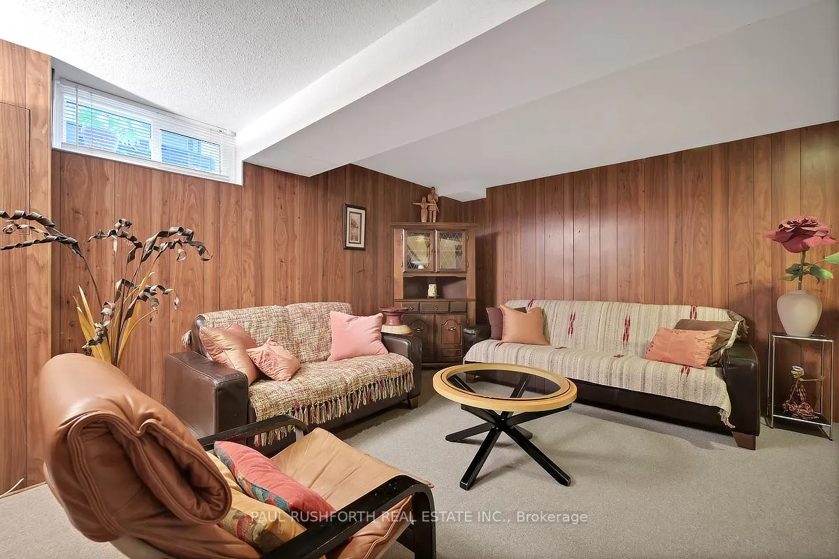 Photo 25 of 1400 Lassiter Terrace, Ottawa, Beaconwood — HOMEH