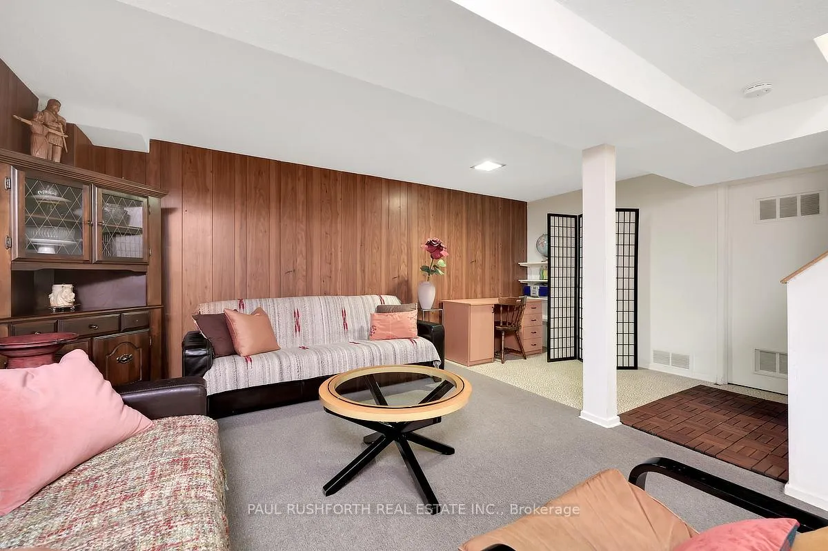 Photo 26 of 1400 Lassiter Terrace, Ottawa, Beaconwood — HOMEH
