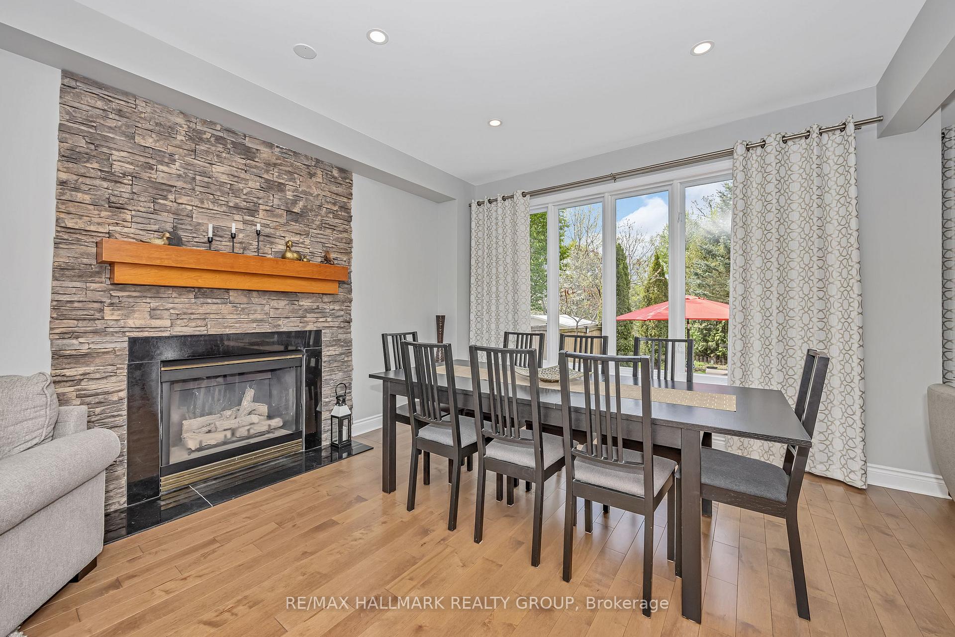 Photo 8 of 3746 Twin Falls Place, Ottawa, Riverside South/Gloucester Glen — HOMEH