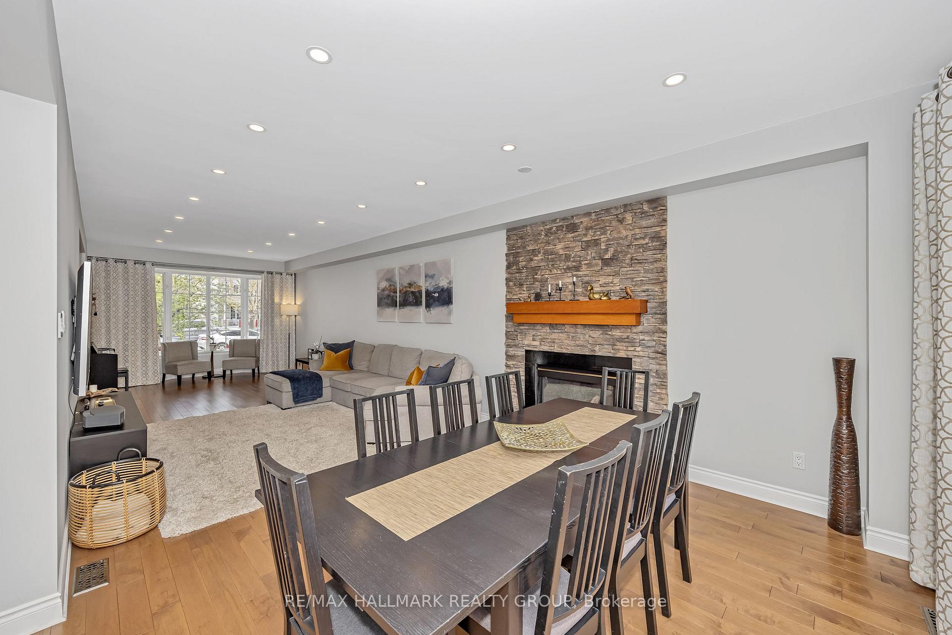 Photo 9 of 3746 Twin Falls Place, Ottawa, Riverside South/Gloucester Glen — HOMEH