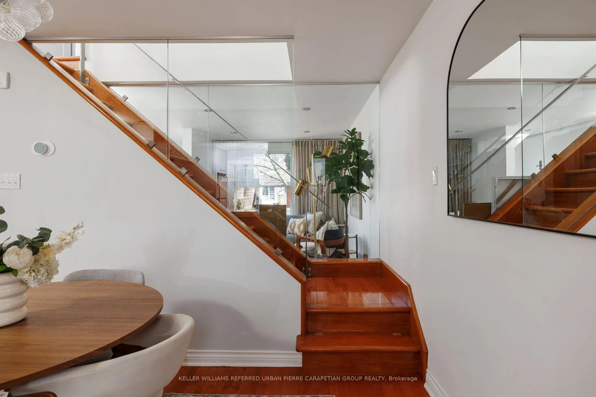 Photo 16 of 158 Galt Avenue N, Toronto, South Riverdale — HOMEH