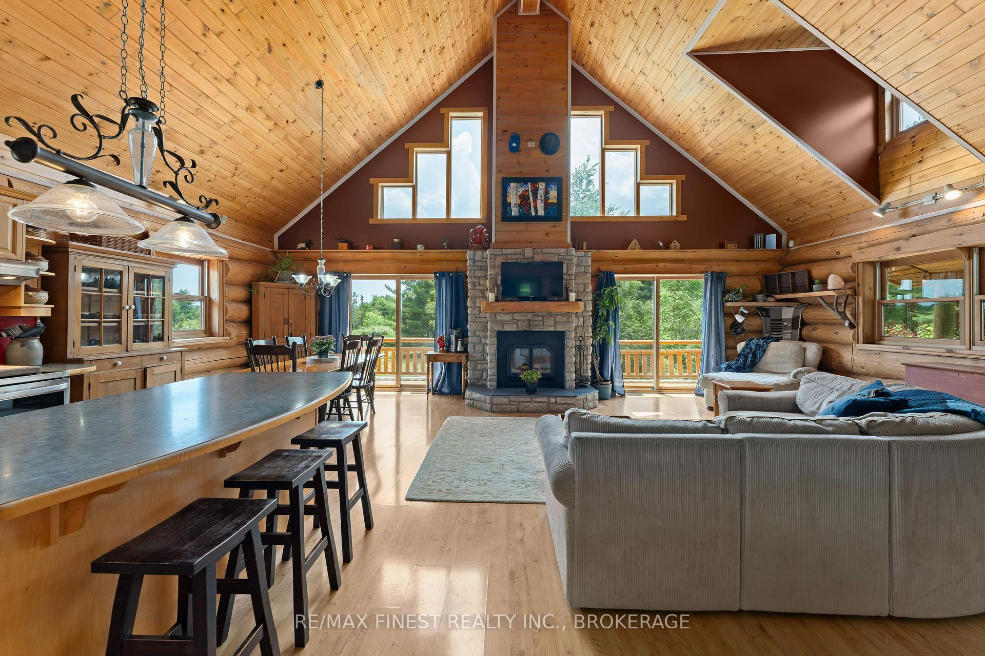 Photo 5 of 5006 Wallace Road, Frontenac, Frontenac South — HOMEH