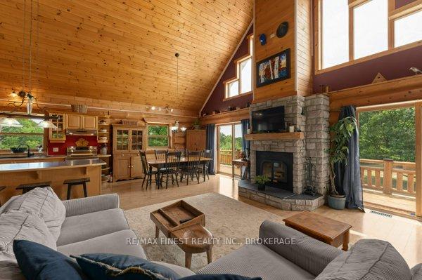 Photo 12 of 5006 Wallace Road, Frontenac, Frontenac South — HOMEH