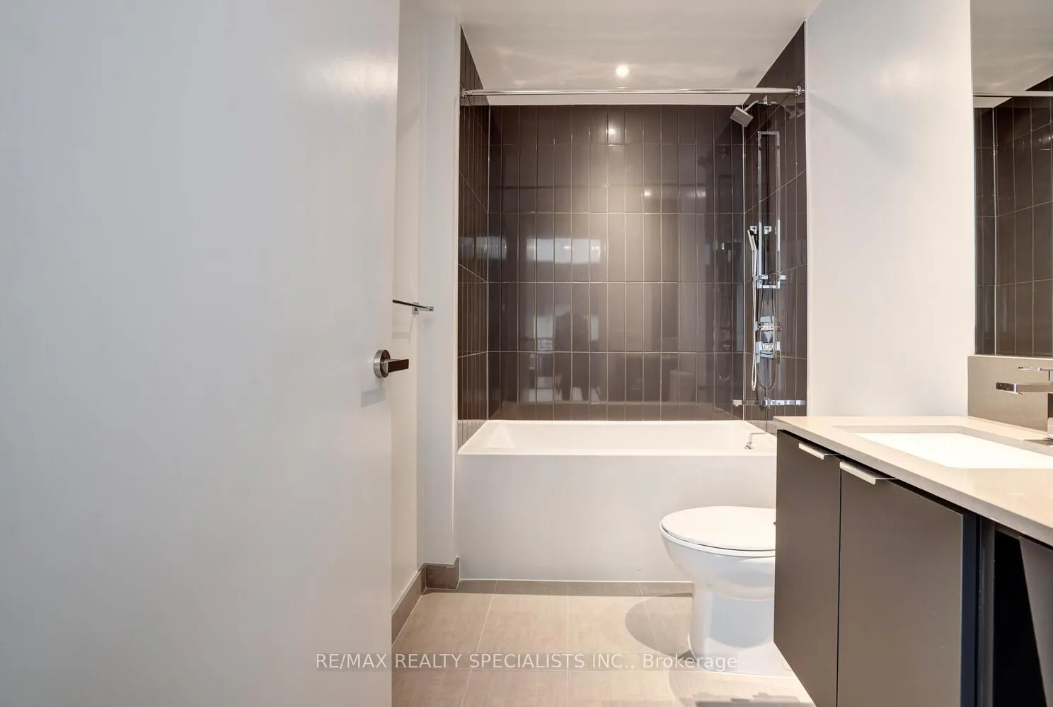 Photo 20 of Unit 2008, 3883 Quartz Road, Mississauga, City Centre — HOMEH