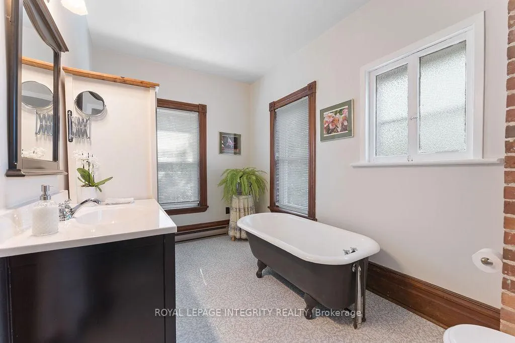 Photo 21 of 72 Lakeshore Drive, South Dundas, Morrisburg — HOMEH